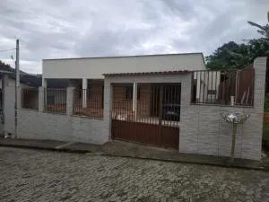 Casa em Guarapari, próximo a praia do morro - Rio Calçado