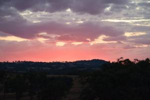 Glenlyon Dam Holiday Cottage & Farmstay