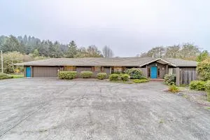 Mimi's Ranch House - Maple Creek