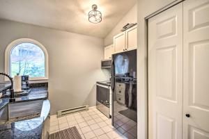 Bear Haven - Third-Floor Escape with Pool Access!