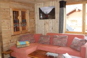 Chalet Pomme de Pin
