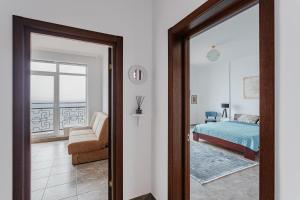 Sea Breeze Apartments