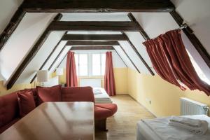 Basic Triple Room room in Charles Bridge Hostel & Apartments