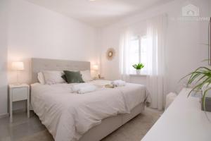 Scandinavian style apartment with amazing sea views and south west facing sunny terrace in Miraflores walking distance to the beach!