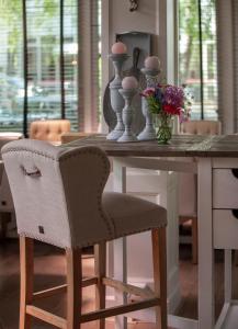 Zenzez Hotel & Lounge