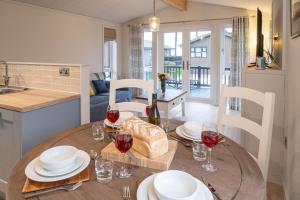 Beach Lodge - Aldeburgh Coastal Cottages