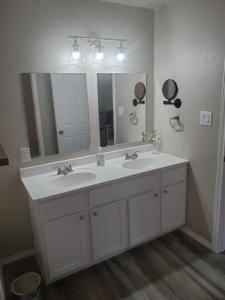 Conveniently Located San Antonio Getaway