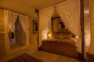 Glorious Cave Suite room in Kayakapi Premium Caves Cappadocia