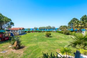 Irida Beach Resort Suites