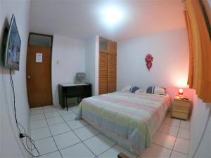 Waves Surf Camp Peru