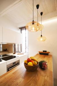 Luxueux appartement, centre historique 50m du port et de la plage de la Ponche