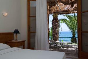 Grekis Beach Hotel and Apartments Messinia Greece