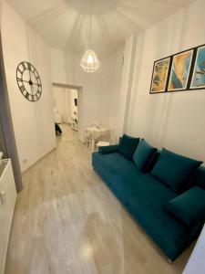 Apartament White