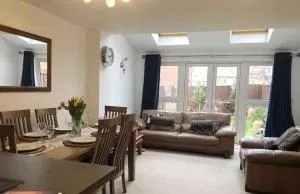4 bedroom house in seaside town - Climping