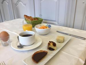 Hotels Hotel De France - Restaurant L'insolite : photos des chambres