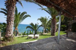 Grekis Beach Hotel and Apartments Messinia Greece