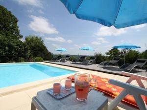 Maisons de vacances La Vieille Ferme: superbe complexe de 3 gites en pierre avec Piscine au coeur du Perigord Noir : photos des chambres