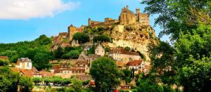Maisons de vacances La Vieille Ferme: superbe complexe de 3 gites en pierre avec Piscine au coeur du Perigord Noir : photos des chambres