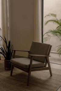 Narrativ Lofts - Serena - Beautiful Colonial Suite