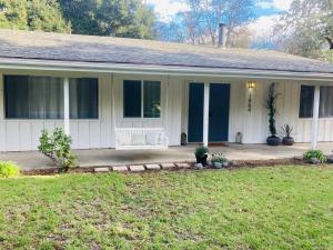 obrázek - Ranch Style Home w/ Bikes! Heart of Wine Country