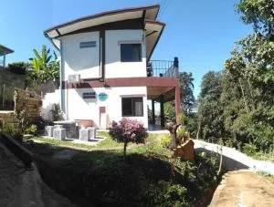 หลับสบายที่ดอยตุง Zuh meh ja Home lodge - Ban Dong Ma Tun