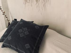 Spacious, Light & Cozy Apartments with Ocean Views