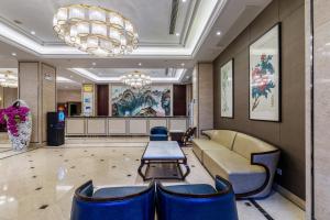Huzhou Wealth Hotel