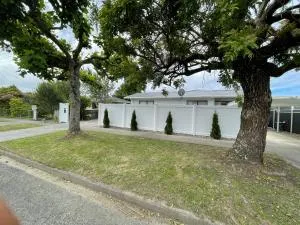 Modern studio apartment - Port Motueka