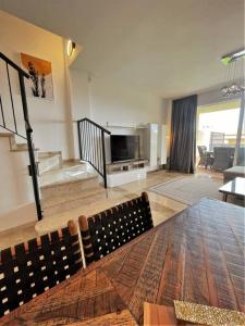 Townhouse Arenas Negras Pp-01