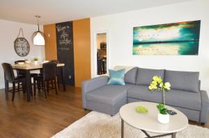 New Listing In Building Victoria