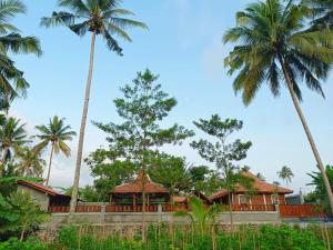 Angler Homestay & Joglo