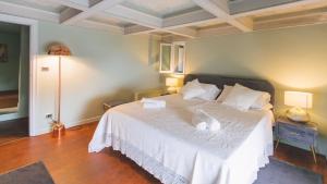 Torre Pirandello 6, Emma Villas