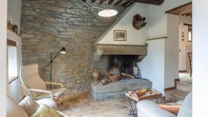 CASA LARGNANO 6&2, Emma Villas