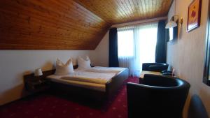 Double Room room in Hotel Landgasthof Fromm