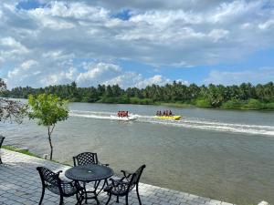Lagoon Sarovar Premiere Resort - Pondicherry