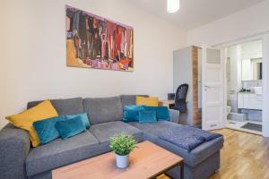 BpR Blue Paradise Apartment with AC