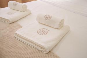 Gaya Avenue Flats - Elegant Contemporary Flats with Balcony