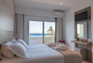 Deluxe Studio with Sea View room in Orpheus Studios
