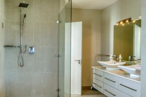 Stanfords Cove Villas