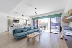 MEDANO4YOU The Strelitzia Terrace