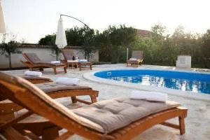 Villa Olive ZadarVillas - Poličnik