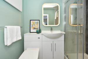 Antrobus Deluxe Apartments by YourStays - 1 Bedroom Luxury Apartments in Congleton