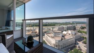 Panorama - Sunset and castle view, 22nd floor, garage, AC