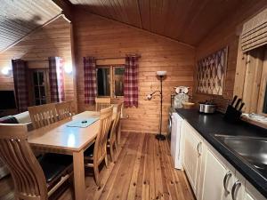 Tufty Lodge, Lake Pochard lodge 9