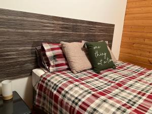 Tufty Lodge, Lake Pochard lodge 9