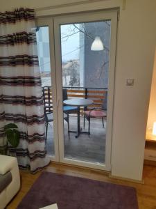 V & V Studio Apartments