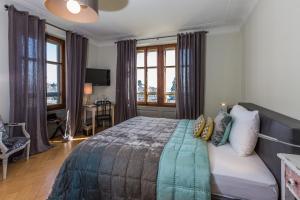 Double Room with Private Bathroom room in La Maison d'Igor