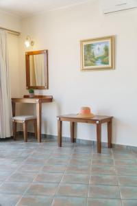 Sunrise Suites & Apartments