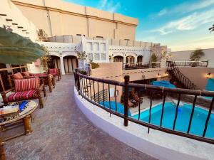 Al Liwan Suites