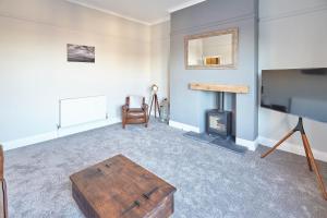 Host & Stay - Cattersty Hideaway